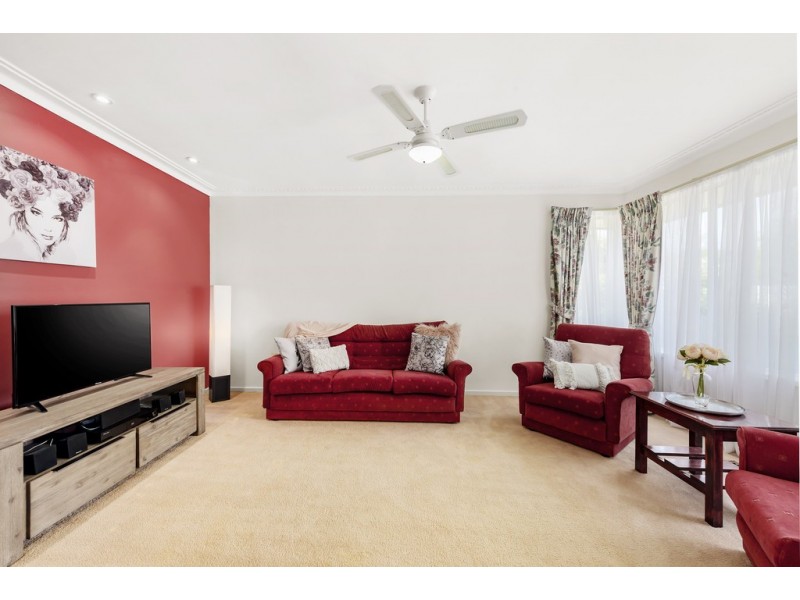 94 Harley Street North, Knoxfield VIC 3180