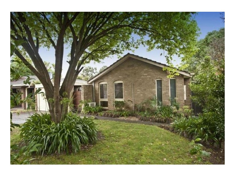 39 Brentwood Drive, Wantirna VIC 3152