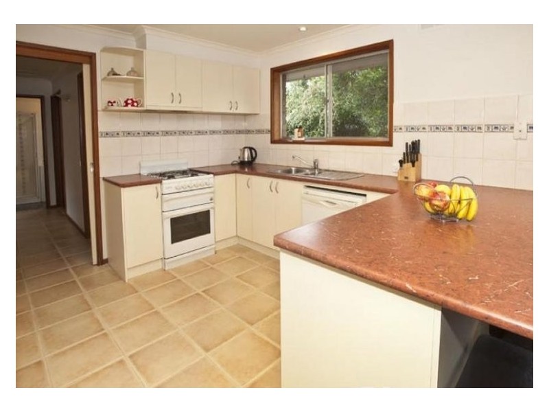 39 Brentwood Drive, Wantirna VIC 3152