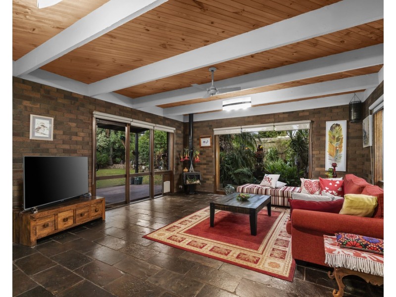 36 Sheppard Drive, Scoresby VIC 3179