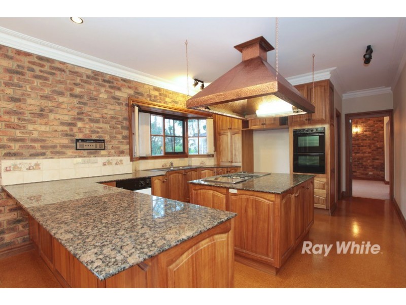 31 Livingstone Road, Vermont South VIC 3133