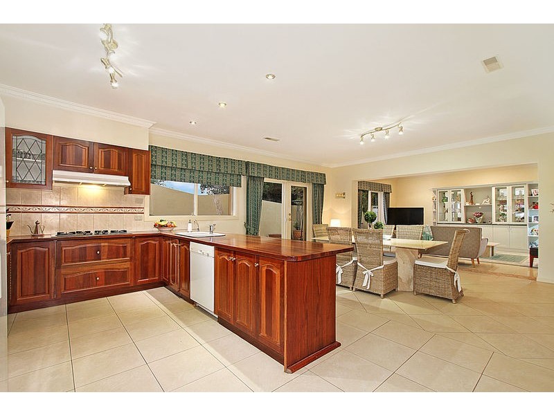 4 Hillard Court, Wheelers Hill VIC 3150