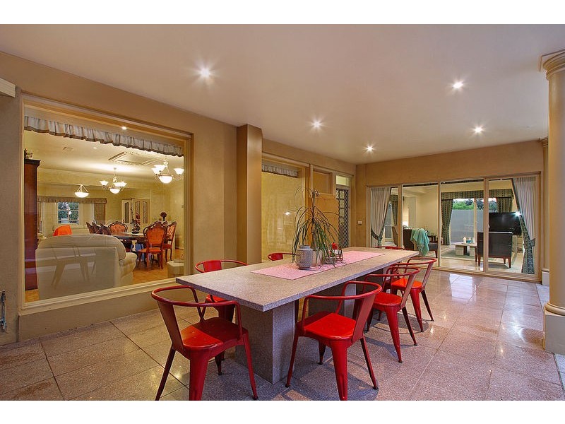 4 Hillard Court, Wheelers Hill VIC 3150