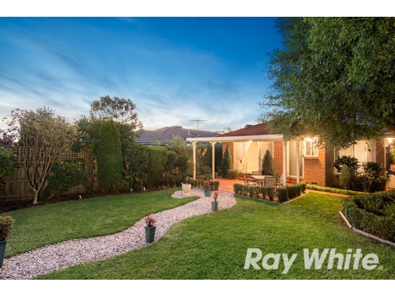 2/7 Leo Close, Wantirna South VIC 3152