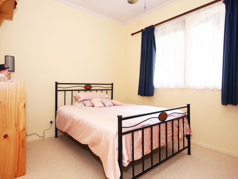 4 Surrey Court, Bayswater VIC 3153