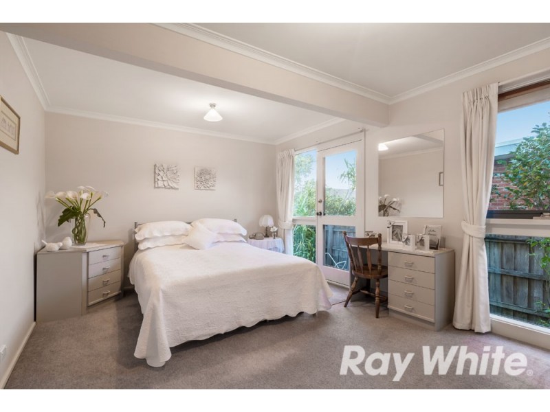16 Strada Crescent, Wheelers Hill VIC 3150