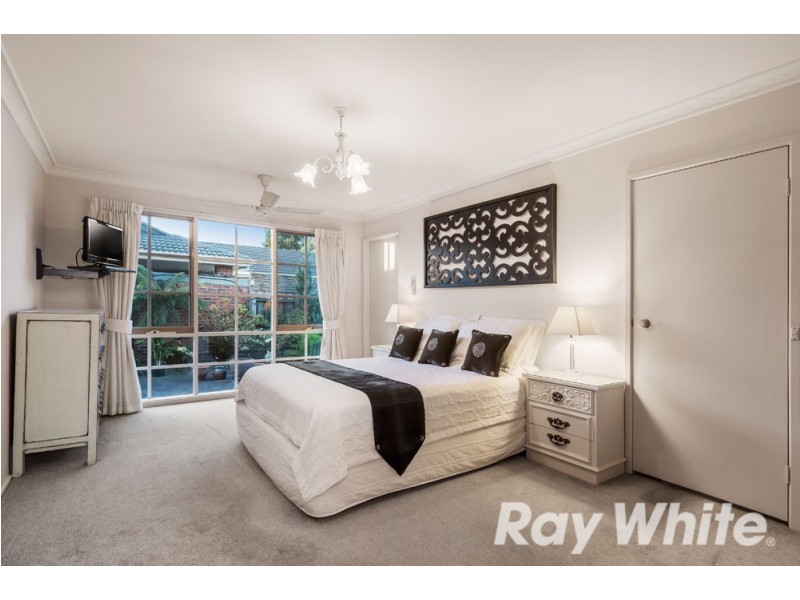 16 Strada Crescent, Wheelers Hill VIC 3150