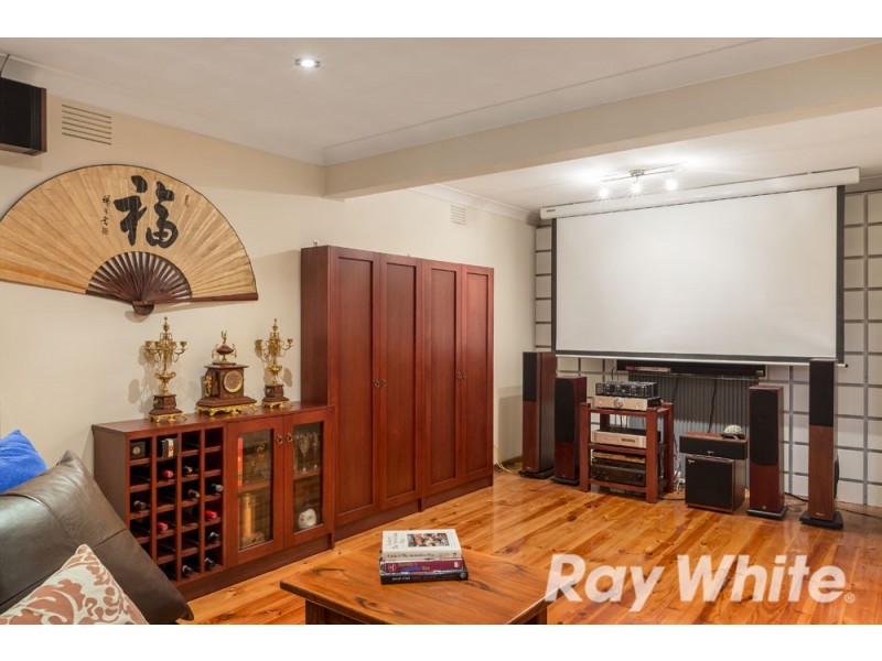 9 Ravenswood Court, Glen Waverley VIC 3150