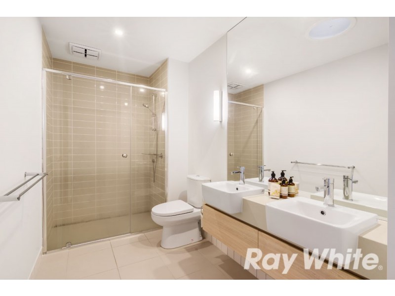 11 Berry Yung Avenue, Burwood VIC 3125