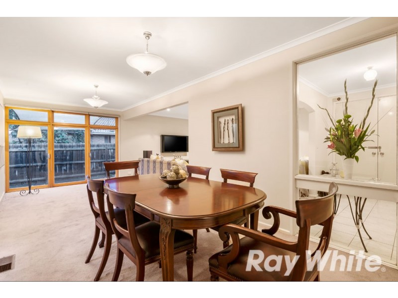 27 Ninevah Crescent, Wheelers Hill VIC 3150