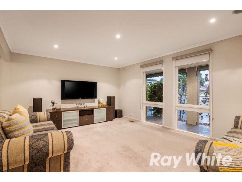 27 Ninevah Crescent, Wheelers Hill VIC 3150