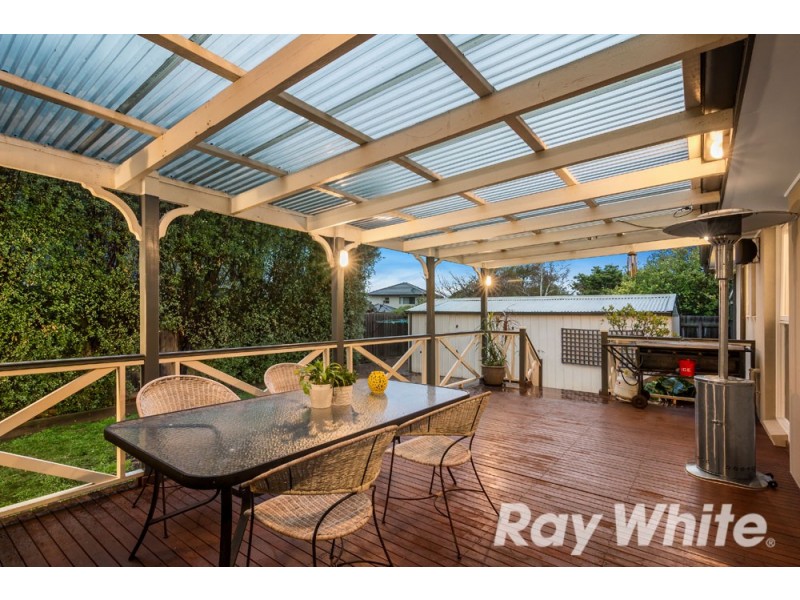 27 Ninevah Crescent, Wheelers Hill VIC 3150