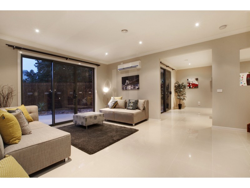 2/5 Ingrid Street, Scoresby VIC 3179