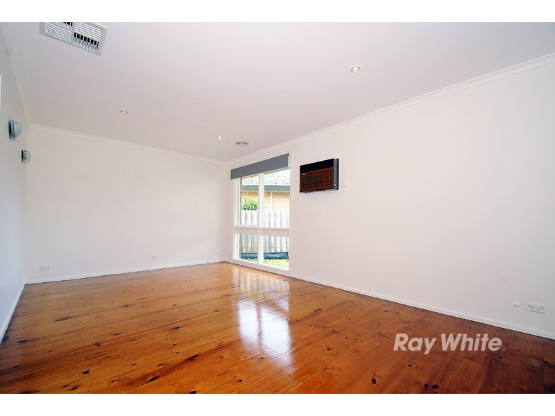 1/10 Grogan Court, Bayswater VIC 3153