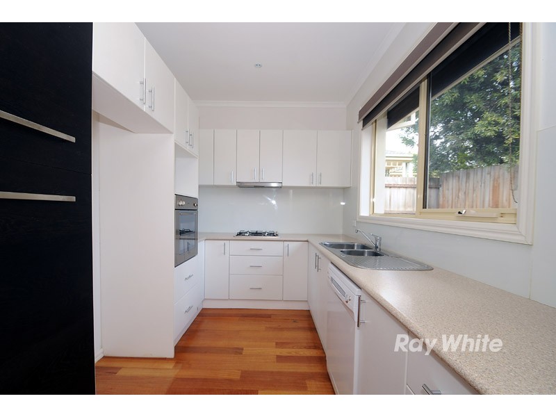 2/16 Helpmann Street, Wantirna South VIC 3152