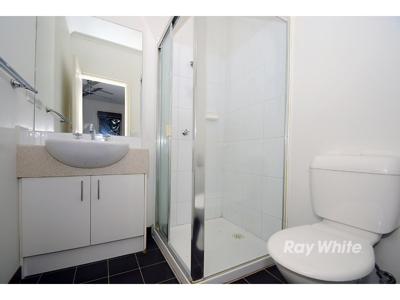 2/16 Helpmann Street, Wantirna South VIC 3152