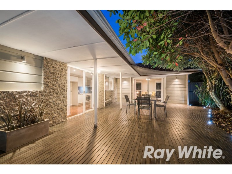 17 Moonah Road, Wantirna South VIC 3152