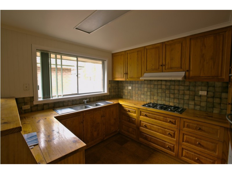 13 Arbroath Road, Wantirna South VIC 3152