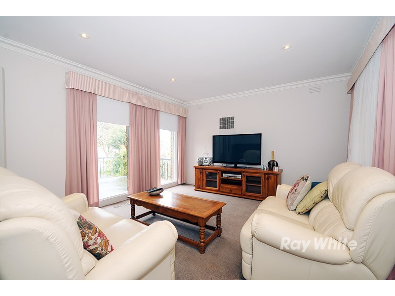 26 Bellbird Drive, Wantirna VIC 3152