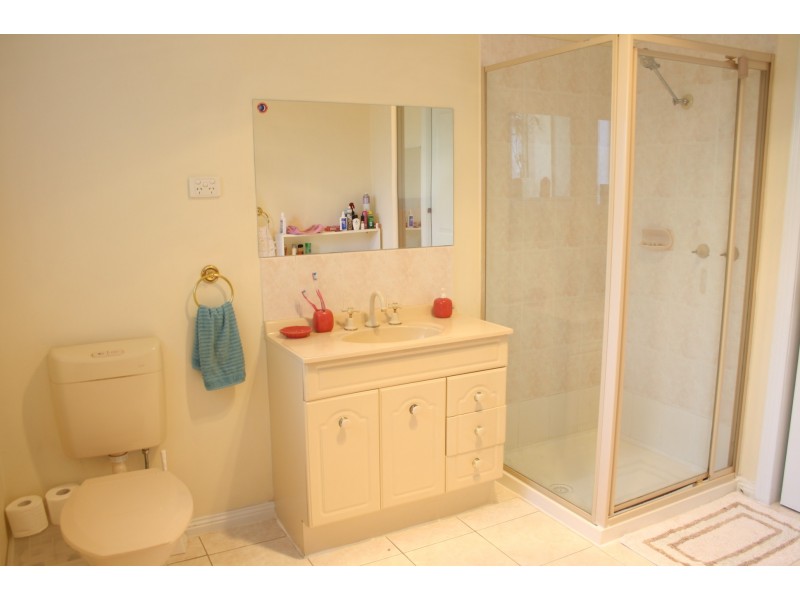 2/3 Jeanette Street, Bayswater VIC 3153