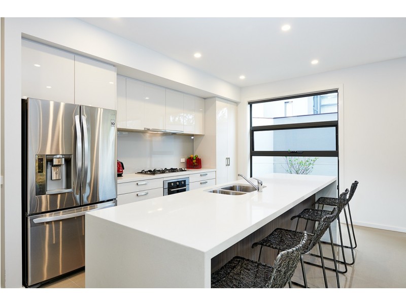 11/60A Wakley Crescent, Wantirna South VIC 3152