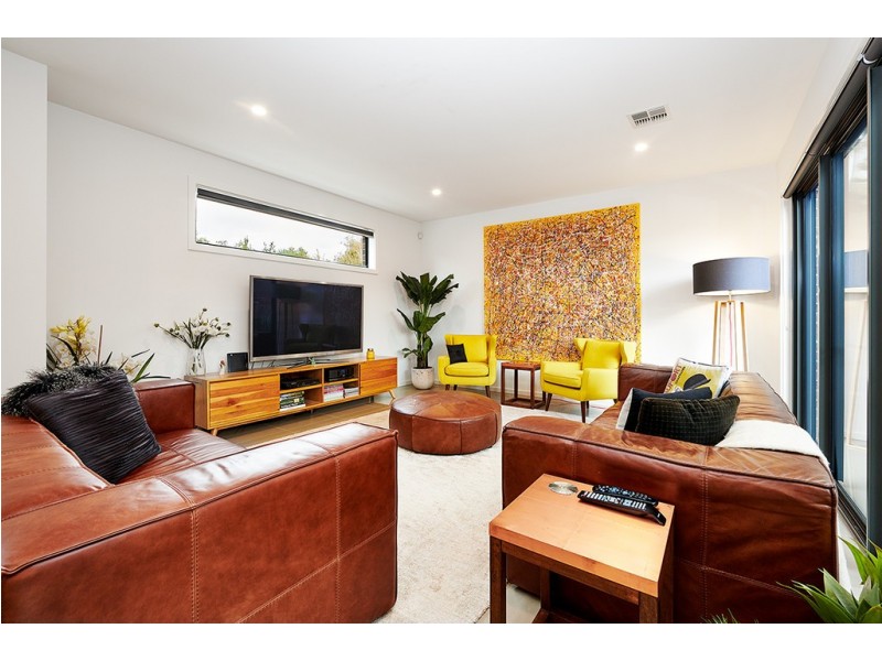 11/60A Wakley Crescent, Wantirna South VIC 3152