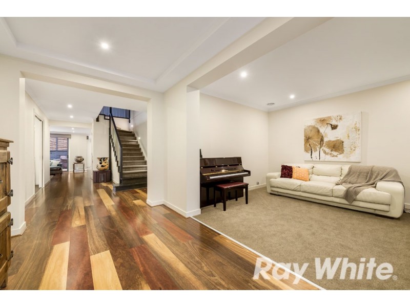 16 Gravillia Grove, Wantirna South VIC 3152