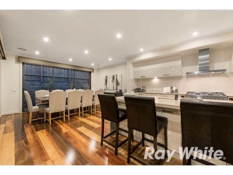 16 Gravillia Grove, Wantirna South VIC 3152