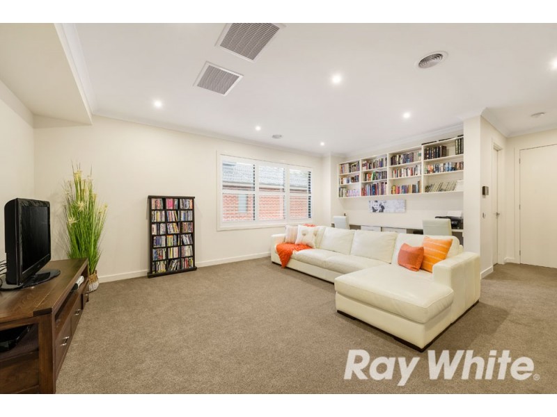 16 Gravillia Grove, Wantirna South VIC 3152