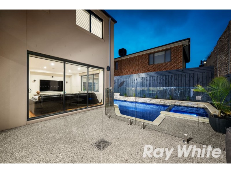 16 Gravillia Grove, Wantirna South VIC 3152