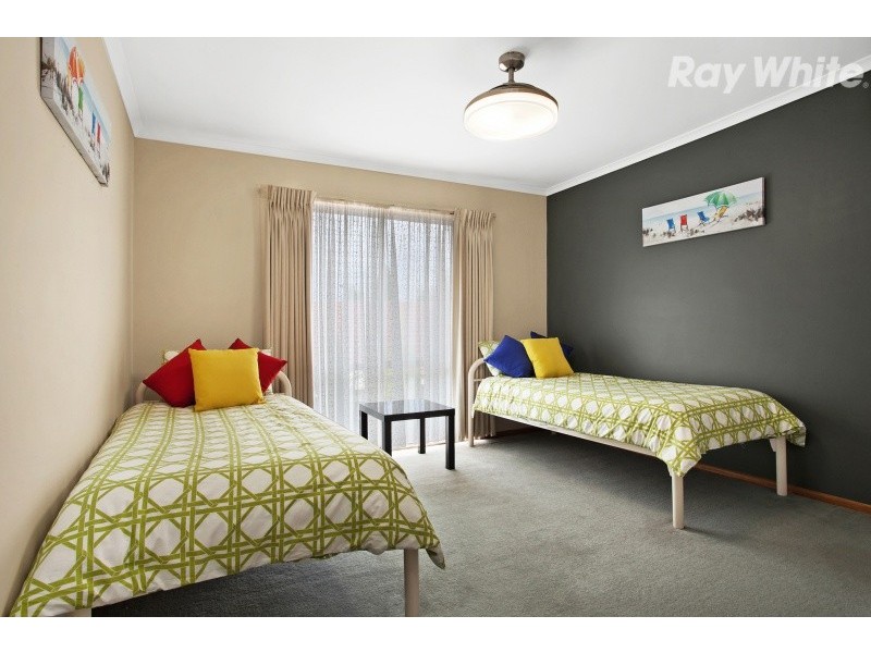 74 Jenola Parade, Wantirna South VIC 3152