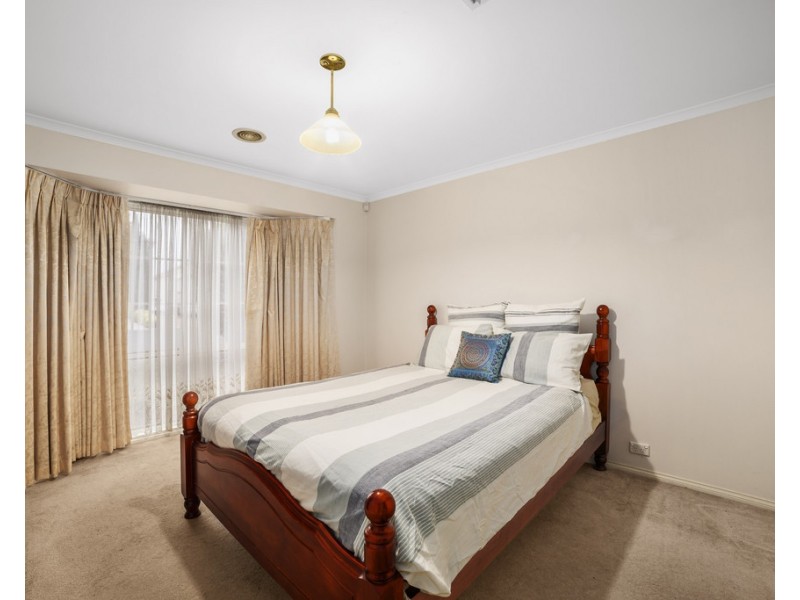 10 Marianna Place, Wantirna South VIC 3152