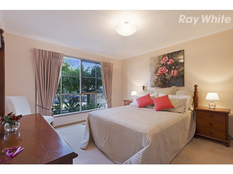 30 Cathies Lane, Wantirna South VIC 3152