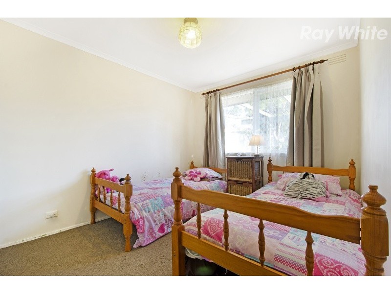 8 Helpmann Street, Wantirna South VIC 3152