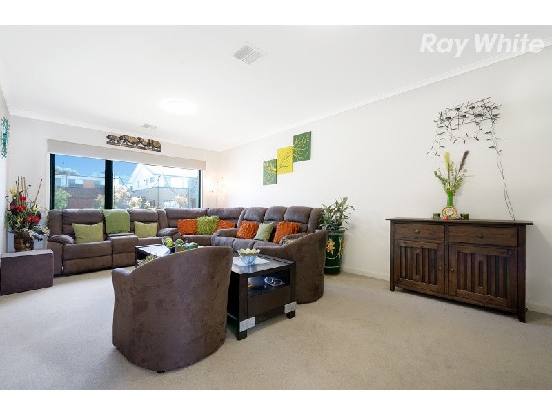 48 Bloom Avenue, Wantirna South VIC 3152