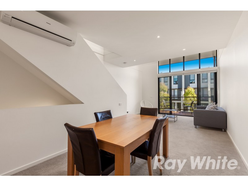 5 Central Park Walk, Cheltenham VIC 3192