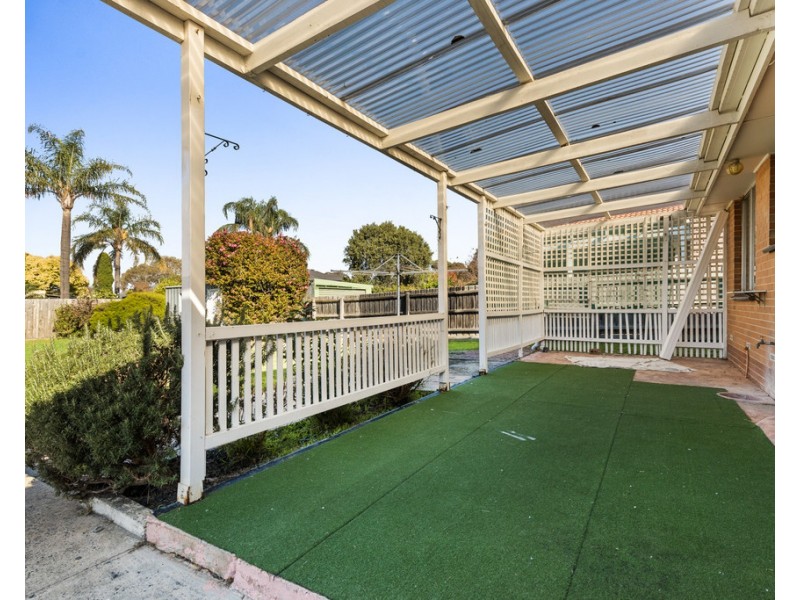 33 Bewsell Avenue, Scoresby VIC 3179