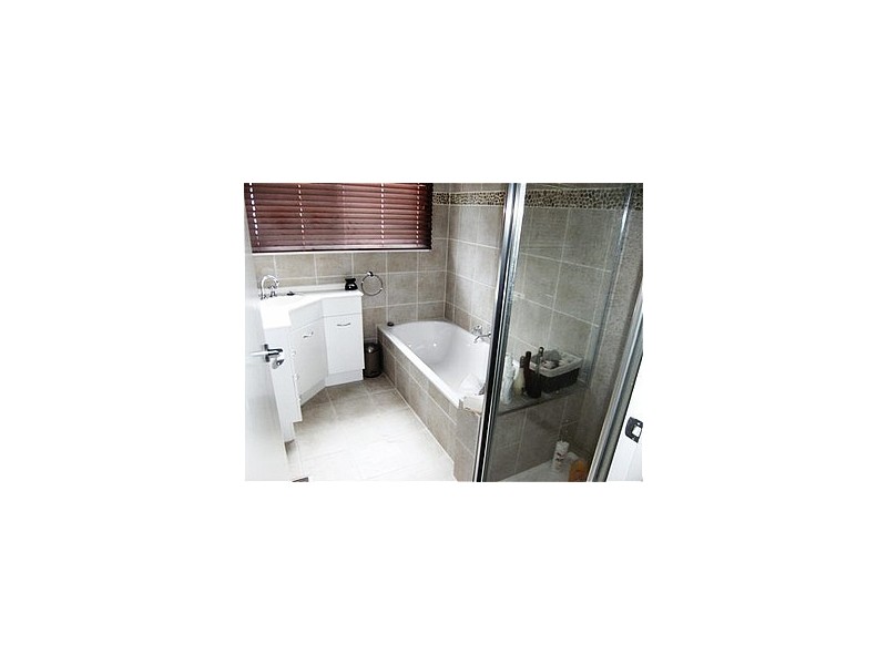 23 Norfolk Avenue, Wantirna South VIC 3152