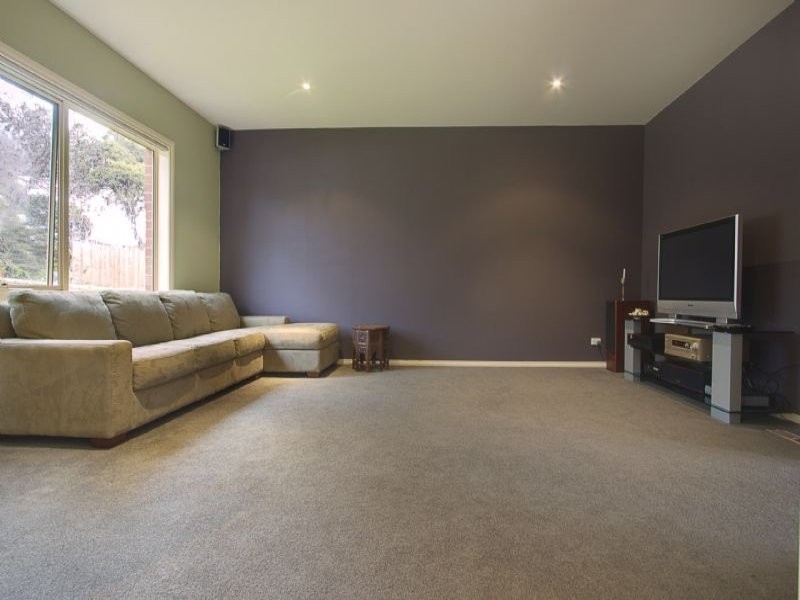 1/1 Garrison Grove, Wantirna South VIC 3152