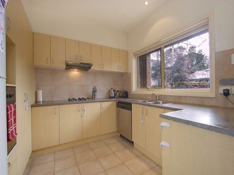 1/1 Garrison Grove, Wantirna South VIC 3152