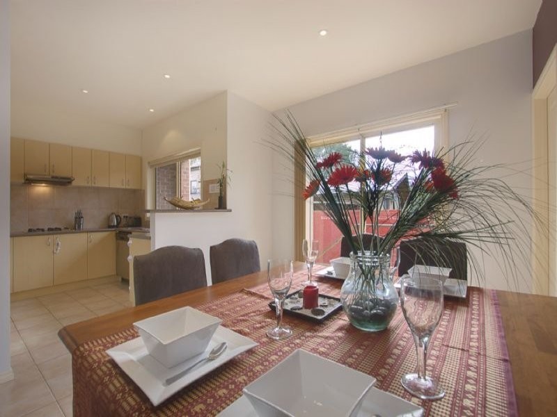 1/1 Garrison Grove, Wantirna South VIC 3152