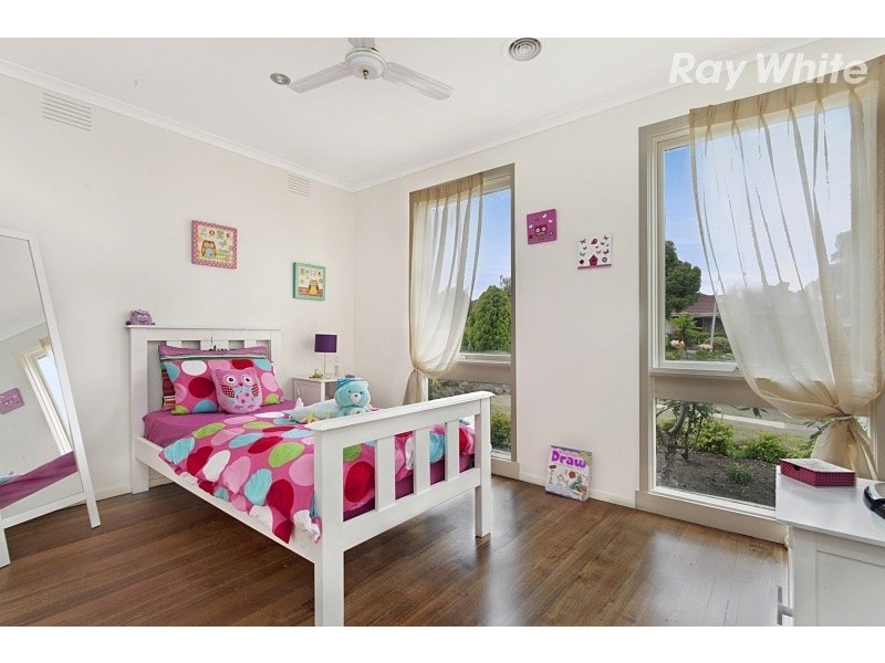 4 Winterton Court, Wantirna VIC 3152