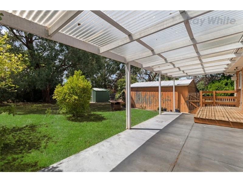 16 Norma Crescent South, Knoxfield VIC 3180