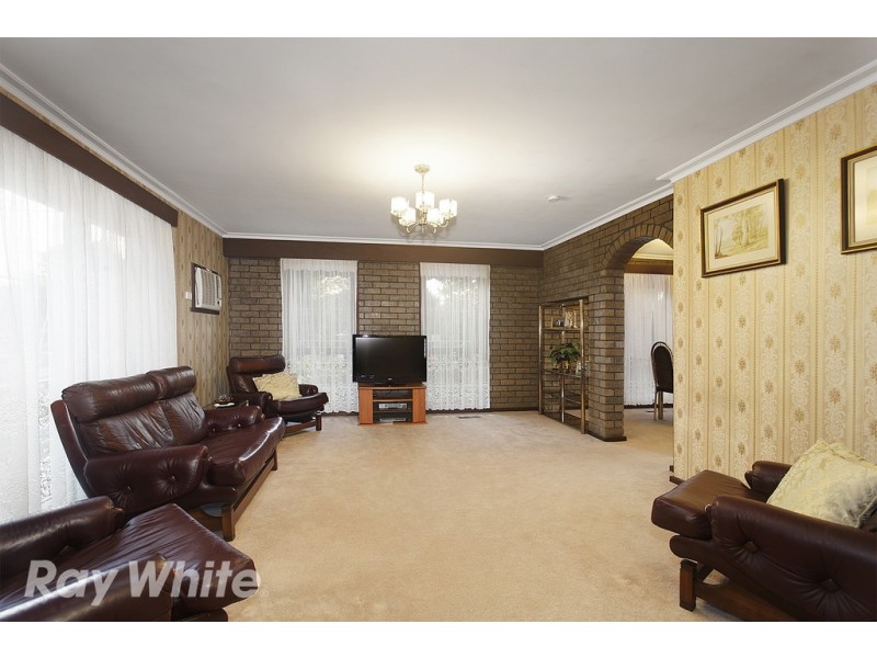 23 Aldrin Drive, Mount Waverley VIC 3149