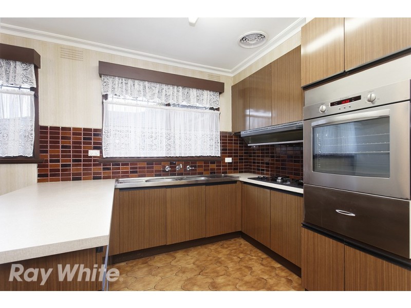 23 Aldrin Drive, Mount Waverley VIC 3149