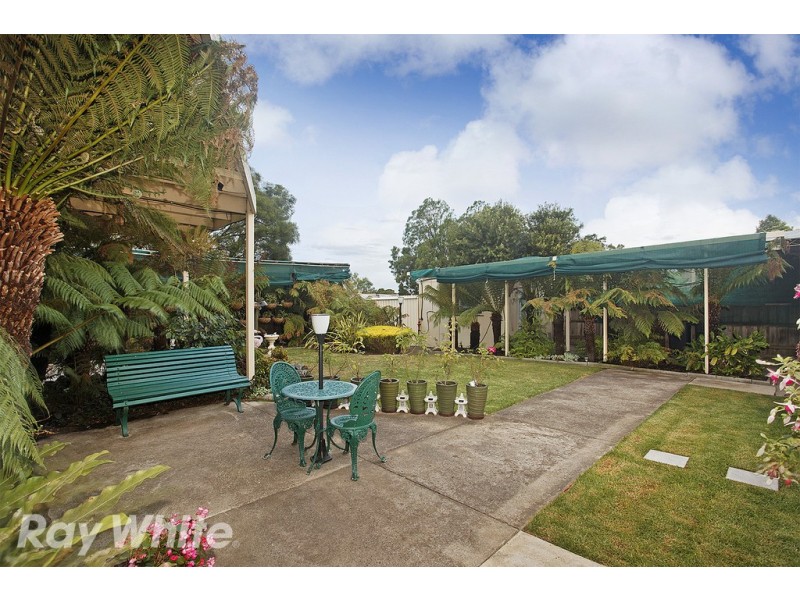 23 Aldrin Drive, Mount Waverley VIC 3149