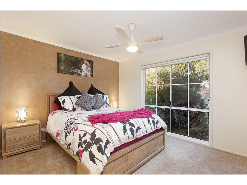 11 Orsett Court, Carrum Downs VIC 3201