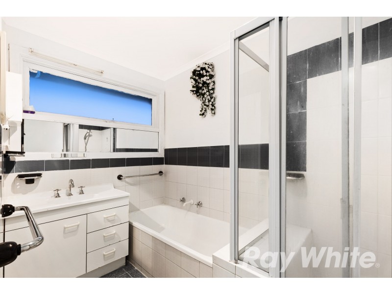 33 Dalkeith Road, Wantirna VIC 3152