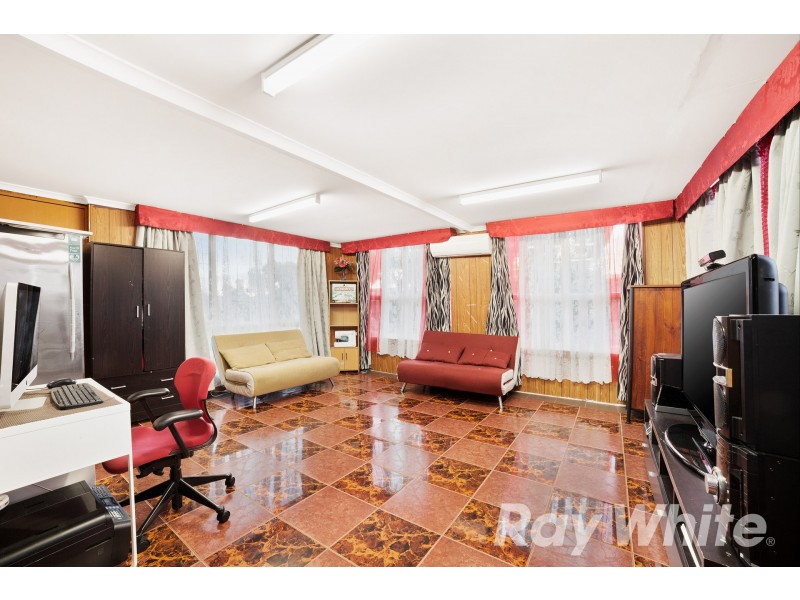 33 Dalkeith Road, Wantirna VIC 3152