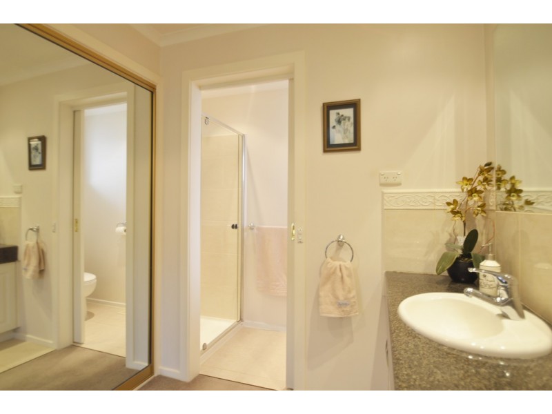 8 Nizam Court, Wantirna VIC 3152